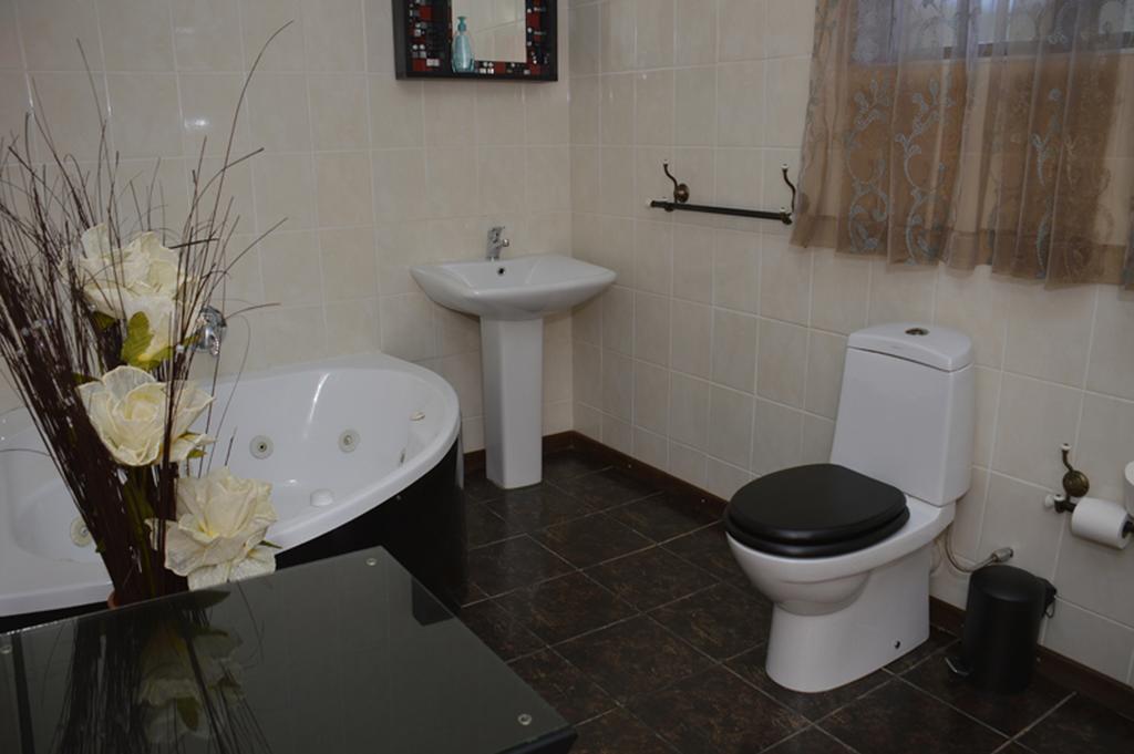 בלומפונטייין Two Bells Guest House חדר תמונה