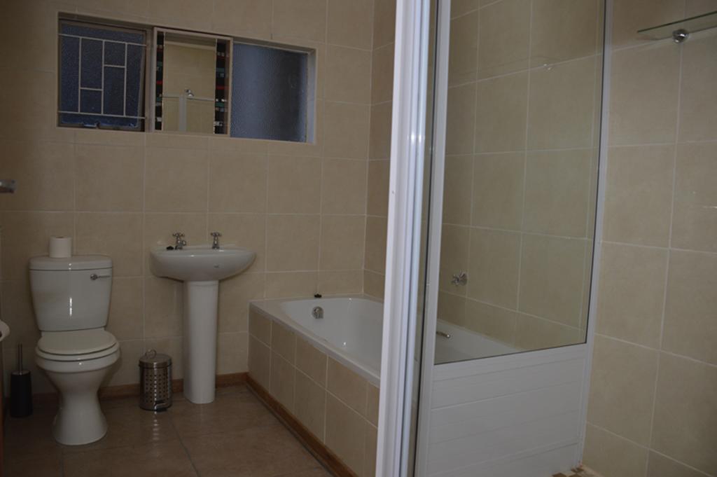 בלומפונטייין Two Bells Guest House חדר תמונה