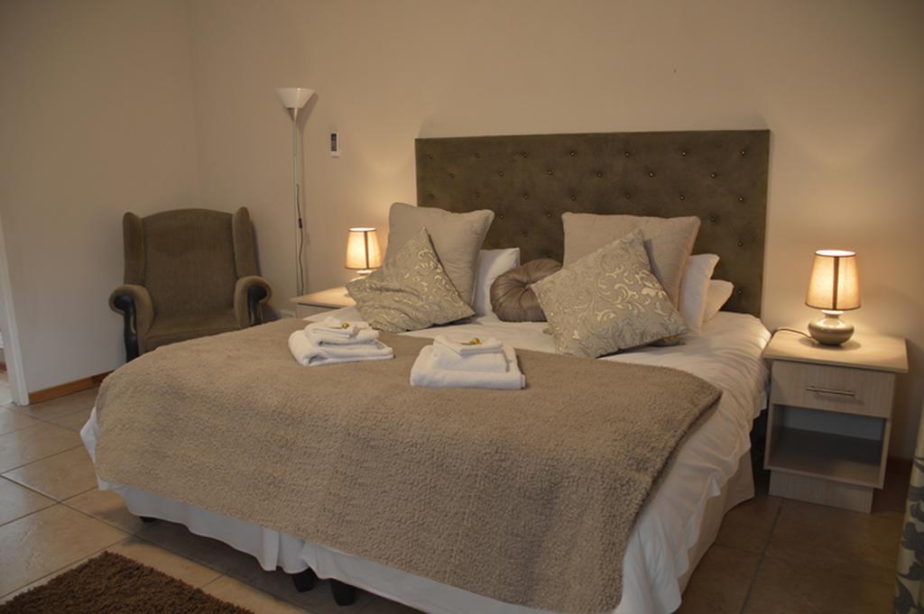בלומפונטייין Two Bells Guest House חדר תמונה