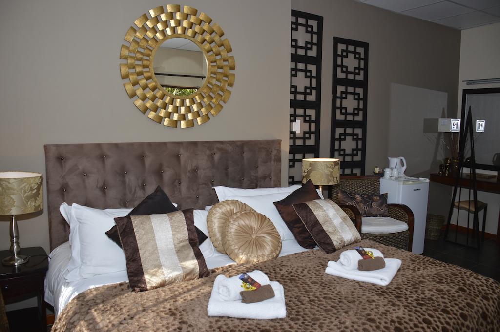 בלומפונטייין Two Bells Guest House חדר תמונה