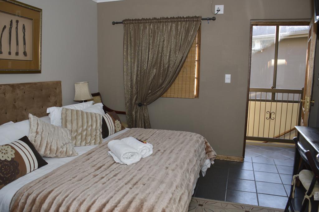 בלומפונטייין Two Bells Guest House מראה חיצוני תמונה