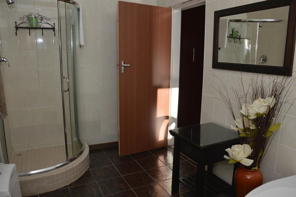 בלומפונטייין Two Bells Guest House מראה חיצוני תמונה